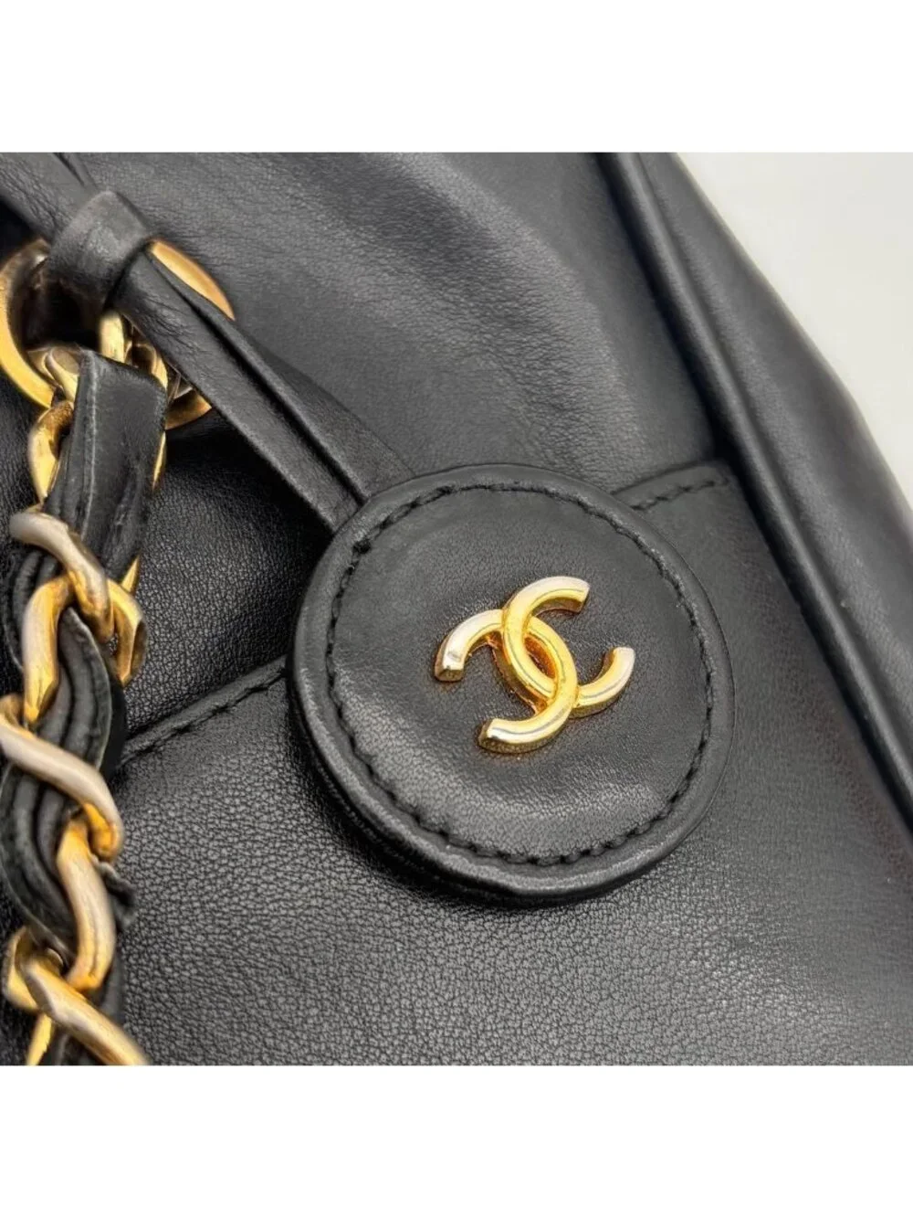 Chanel Quilted Lambskin Chain Shoulder Bag Black Gold